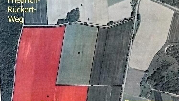 Zwischen Panorama- und Friedrich-Rückert-Weg soll die Photovoltaik-Freiflächenanlage zwischen Kurzewind im Süden und Buch im Norden entstehen.