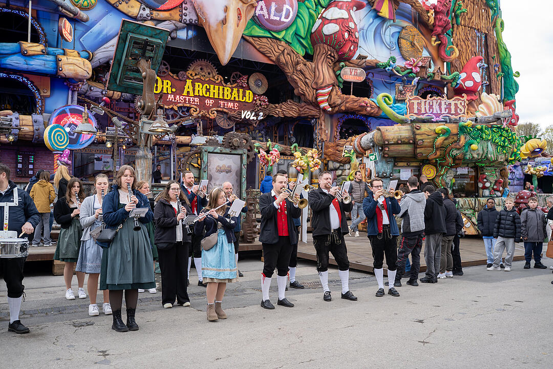 Mehr als 150 Buden und Attraktionen!