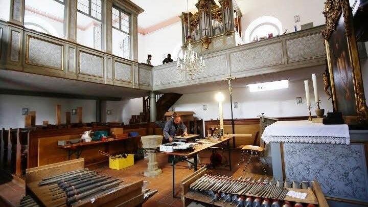 Die Orgelbauer hatten die Schlosskirche vorübergehend in eine "heilige Werkstatt" verwandelt. Foto: Torsten Bader