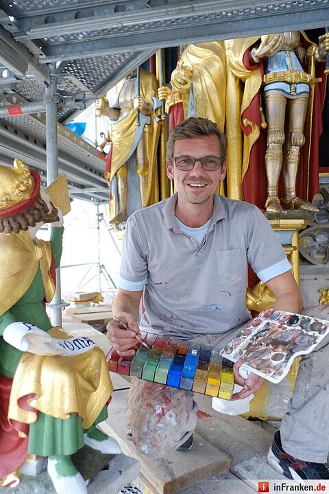 So wird der Schöne Brunnen in Nürnberg restauriert