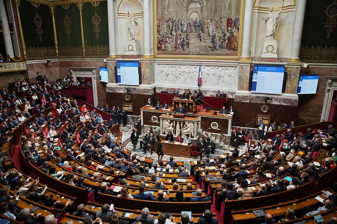 Frankreichs Premier stellt Vertrauensfrage