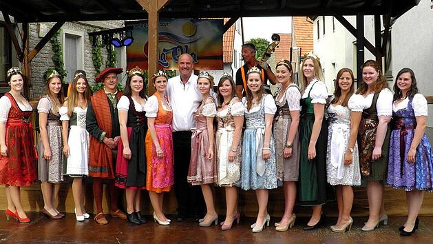 Wetter zum Weinfestauftakt tr&uuml;bte Stimmung nicht