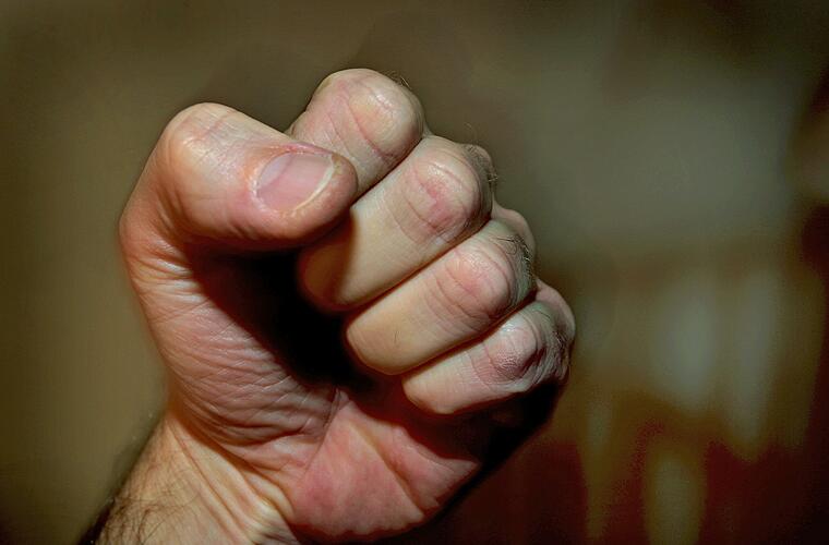 Bamberg: Vater schlägt Radfahrerin, weil er angeblich seine Kinder schützen will - Zeugen gesucht