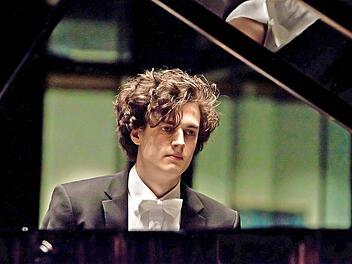 Der in Coburg aufgewachsene junge Pianist Leonhard Dering gibt im nächsten Frühjahr (18. Mai) sein Debüt bei der "Gesellschaft der Musikfreunde". Foto: Archiv/Jochen Berger