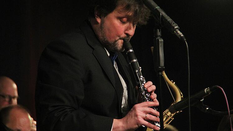 Marco Plitzner, Leiter der Bigband Foto: Mariell Dörrschmidt