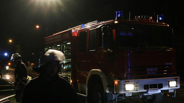 Behinderungen auf der A9 in Oberfranken am Montagmorgen. Zwischen Bayreuth-Süd und Trockau brennt ein Lkw. Symbolfoto: Christopher Schulz