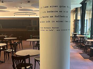 Nürnberger Zeitungs-Café in der Stadtbibliothek kann bald wieder eröffnen