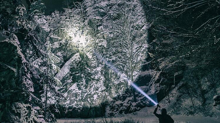 Feuer und Eis in der Steinachklamm  Foto: Alexander Muck