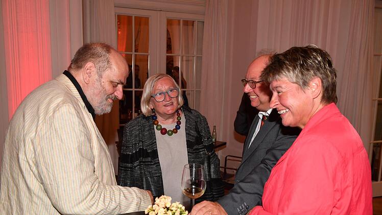 Kritiker Thomas und Gerhild Ahnert mit Peter und Karoline Weidisch. Foto: Roland Rinklef