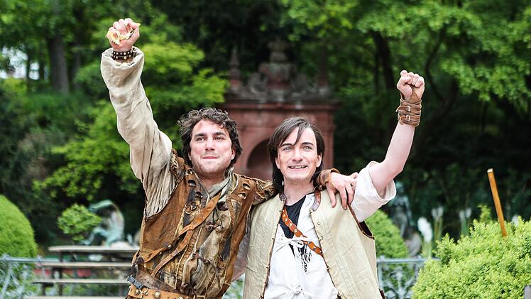 Blick auf die Bühne der Coburger Sommerfestspiel 2019 im Hofgarten. Von Ende Mai bis Ende Juli soll die zweite Auflage dieser Freiluft-Festspiele stattfinden.Foto: Archiv/Sebastian Buff