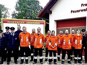 Die Aktiven der FFW Limmersdorf absolvierten die Prüfung „Die Gruppe im Löscheinsatz“.