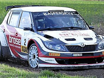 Der Rossacher Dominik Dinkel und Christina Kohl stehen nach zwei Veranstaltungen auf Platz zwei in der Wertung zur deutschen Rally-Meisterschaft.