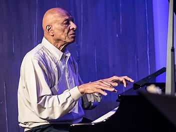 Kirk Lightsey begeisterte bei seinem dritten Gastspiel in Coburg.Foto: Jochen Berger