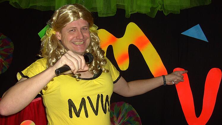 Moderator Christian Sell als fesche Blondine. Foto: Udo Sell