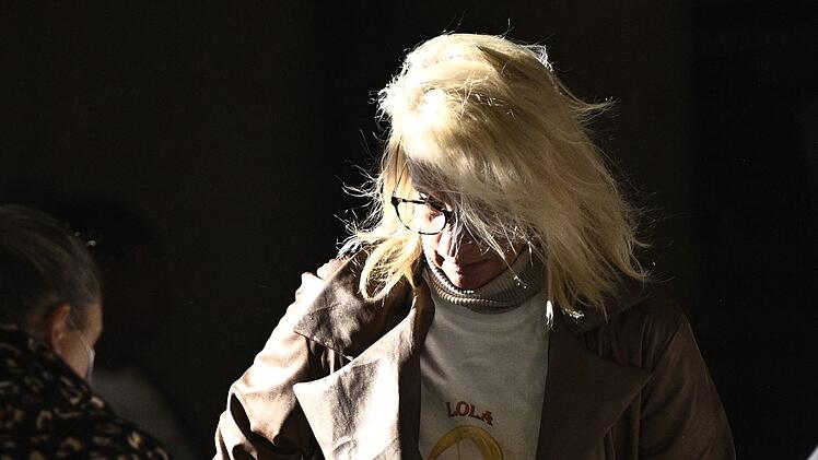 H&ouml;chststrafe im Prozess um get&ouml;tete Zw&ouml;lfj&auml;hrige in Paris