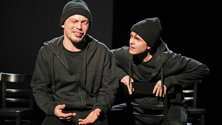 Szene aus "Jihad Baby" in der Coburger Reithalle Foto: Henning Rosenbusch