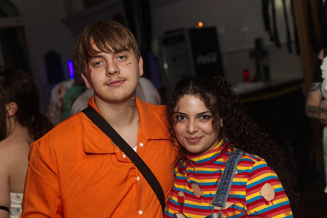 ME & MY (ZOMBIE) GIRLS HALLOWEEN