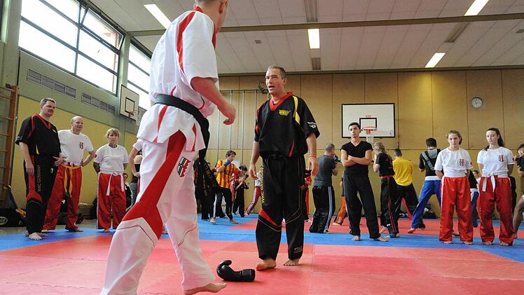 Beim Kampfsport-Training in Rannungen. Foto: Hopf