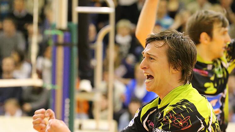 In der vergangenen Saison jubelte Hans-Peter Nürnberger noch für die VSG Coburg-Grub. In der kommenden Saison tritt er wieder für den VC Eltmann an.