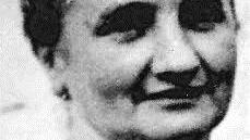 Die Hebamme Maria Rößner (1891 - 1952) aus der Hauptstraße 15. Bereits ihre Großmutter Margareta Fießenig und ihre Schwägerin Margareta Weber übten diesen Beruf aus.