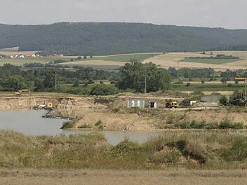 Bei knappen Ressourcen denkt man meist an Erdöl oder Metalle. Aber auch ein Stoff, den es auch in Franken scheinbar wie Sand am Meer gibt, wird knapp. Foto: Archiv