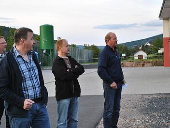 Für den Bereich rechts des Bauhofbereiches im neuen Riedenberger Gemeindezentrum sollen Boxen für Sand und Kies entstehen.  Fotos: Evelyn Schneider