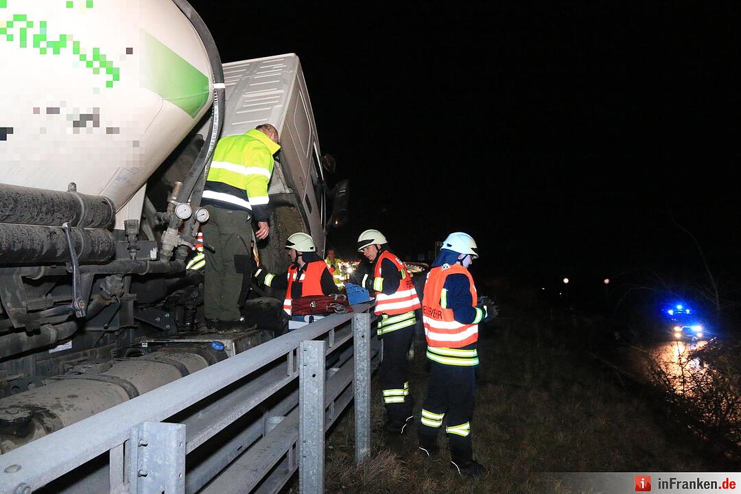 Pannen-Lkw in der A70-Baustelle Würgauer Berg