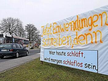 Nachdem viele Bürger ihre Einwendungen gegen den Verkehrslandeplatz bereits eingebracht haben, sind inzwischen auch die Kommunen an der Reihe. Der Stadtrat Bad Rodach zeigt sich dabei alles andere als begeistert von dem Großprojekt, das bei Neida (Gemeinde Meeder) geplant ist.  Foto: Berthold Köhler