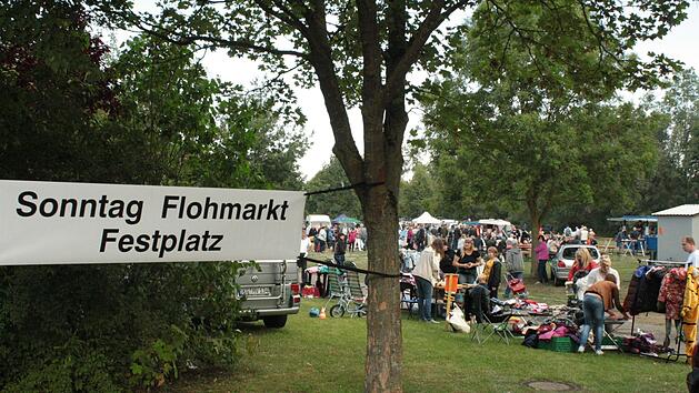 Der traditionelle Flohmarkt findet am kommenden Sonntag in Ma&szlig;bach statt. Foto: Lea Frank