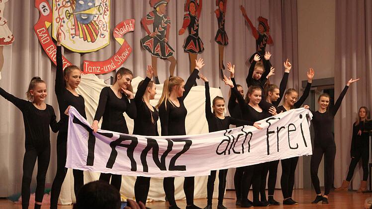 Das Motto der Dancing Divas Volkers "Tanz dich frei" kann für den ganzen Showabend gelten. Foto: Thomas Dill