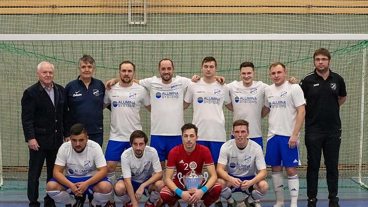 Einmal mehr sicherte sich die SpVgg Lettenreuth den Titel des Michelauer Ortsmeisters im Hallenfußball. Foto: Klaus Gagel