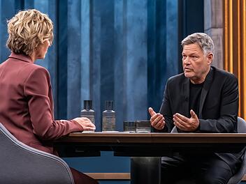 Ex-Vizekanzler Robert Habeck schlie&szlig;t ein politisches Comeback "im Moment" aus.