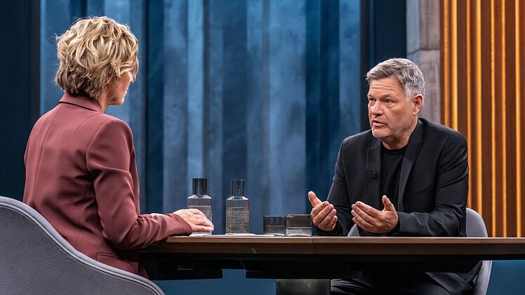 Ex-Vizekanzler Robert Habeck schlie&szlig;t ein politisches Comeback "im Moment" aus.