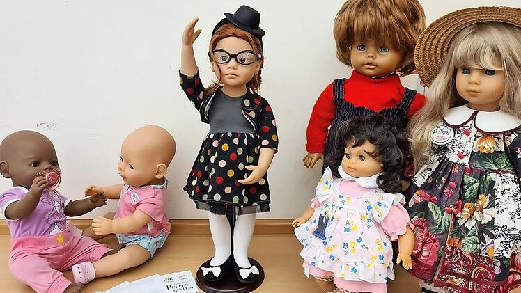 Puppen aus Mönchröden sind derzeit in einer Sonderausstellung des Coburger Puppenmuseums zu sehen.