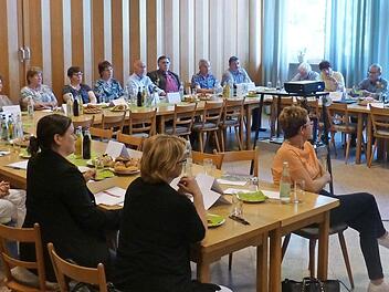 Die Seniorenbeauftragten diskutierten über den demografischen Wandel gerade auf dem Land. Foto: Carmen Schwind