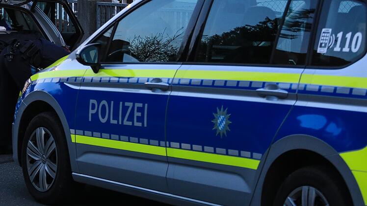„Bitte meidet den Bereich“: Mann mit Schusswaffe sorgt für Polizei-Großeinsatz