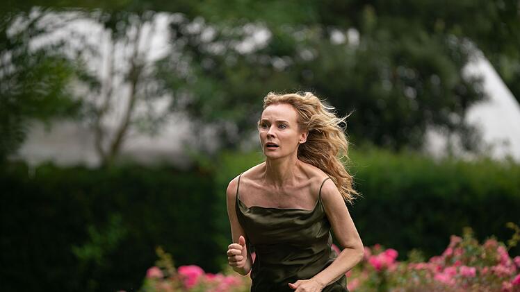 Seit der Geburt ihrer Kinder sind vier Frauen eng befreundet. Doch als Jess' (Diane Kruger) Tochter mit einer unerklärlichen Kopfverletzung in der Notaufnahme bei Ärztin und Freundin Liz landet, wird die Freundschaft auf eine harte Probe gestellt.