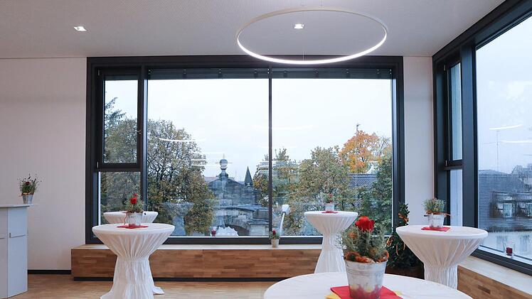 Das Foyer des neuen Sitzungssaals. Barbara Herbst