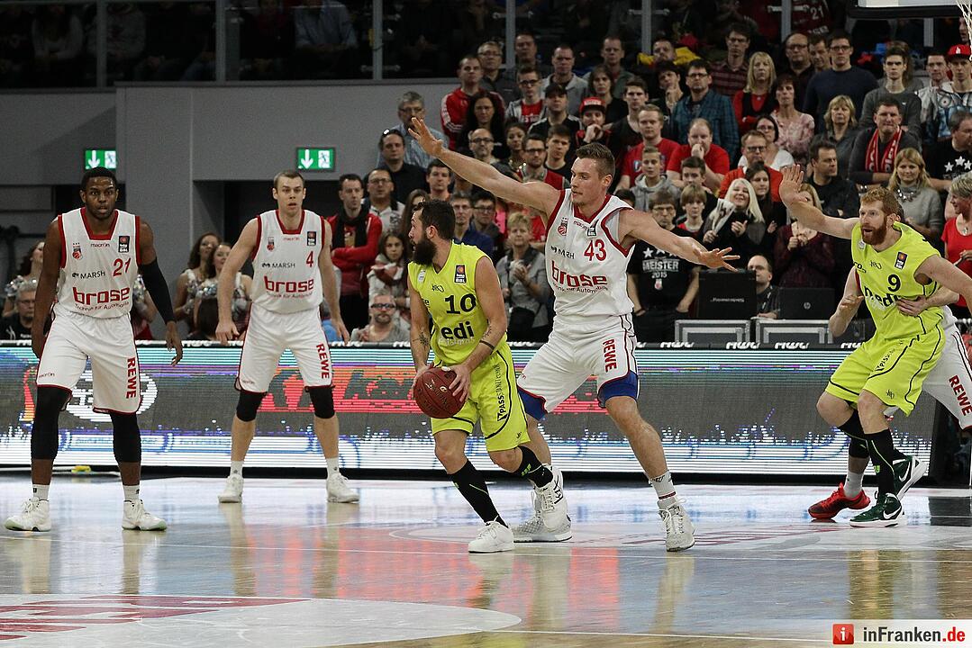 Brose Baskets vs Medi Bayreuth