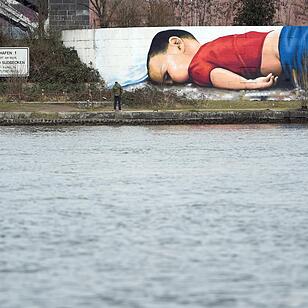 Aylan Kurdi als Graffiti in Frankfurt