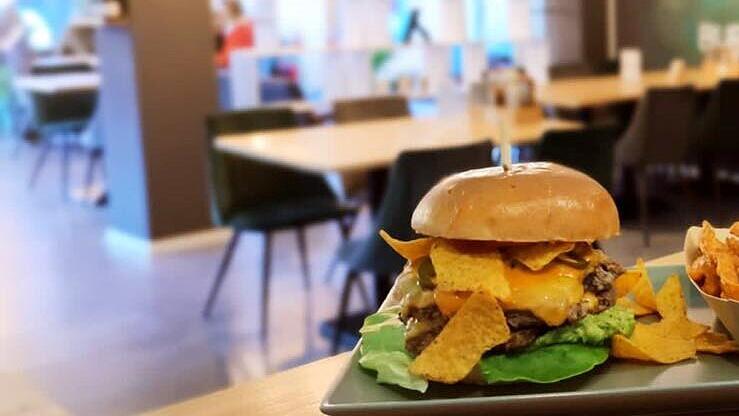 Erlangen/Neustadt: Gastronom schließt beliebte "Burgerhain"-Filiale aus Verzweiflung - "was soll ich machen?"
