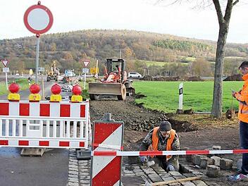 Großbaustelle Heubacher Kreuz: "Wir liegen voll im Zeitplan", verkünden die Bauarbeiter vor Ort.