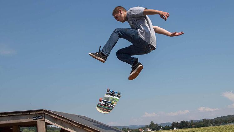 Zu den speziellen Tricks von Marcel Gesslein aus Marktgraitz gehörte der Front Briflip.