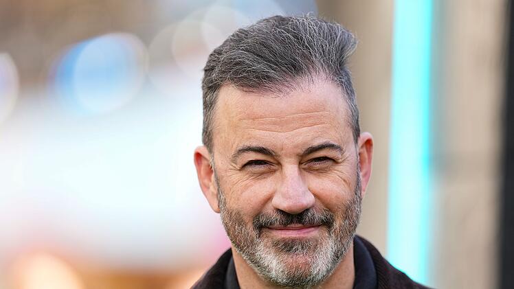 Moderator Jimmy Kimmel