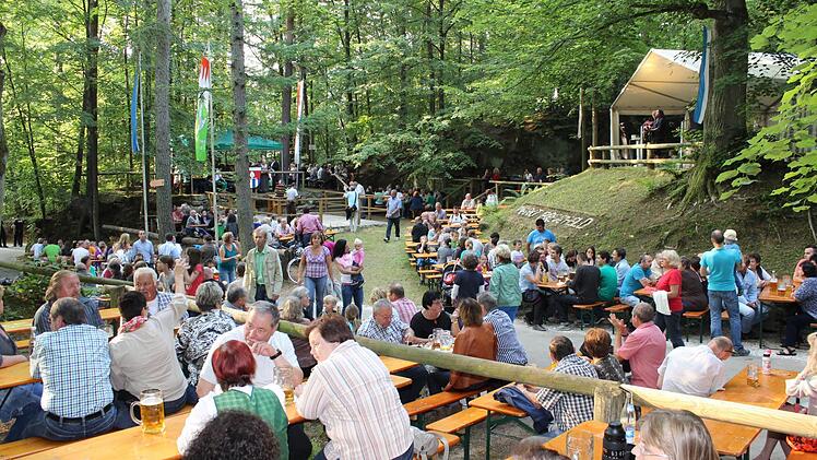 Vor allem beim Kirschenfest herrscht Hochbetrieb im Pretzfelder Kellerwald. Foto: FT/Archiv