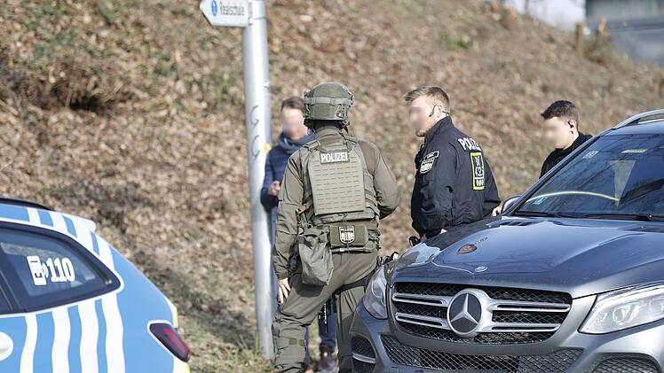 Bewaffnete Person in Zirndorf gesehen: USK und SEK im Einsatz
