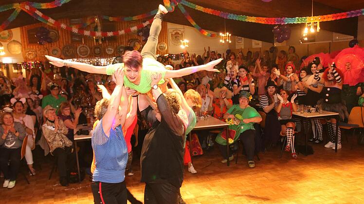 Weiberfasching des TV 48 Coburg Foto: Michael Stelzner