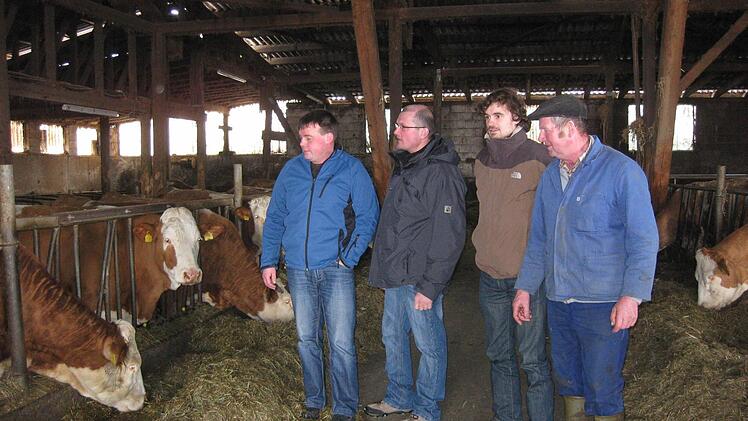 Im Stall (von links): Andreas Herleth, Roland Wehner, Mario Hümpfer, Karl Schneider