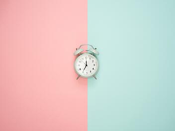 Symbolbild: Uhr, Wecker, Zeit