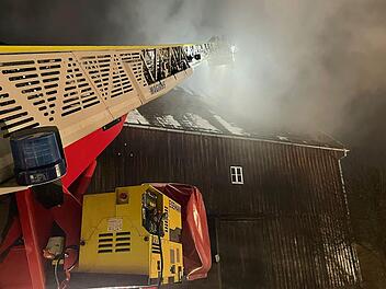 Brand in Creußen: Scheune in Vollbrand